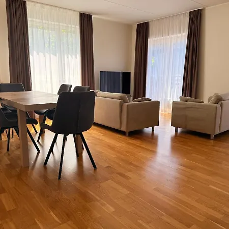 公寓 Family With Sauna I Free Private Parking 塔林
