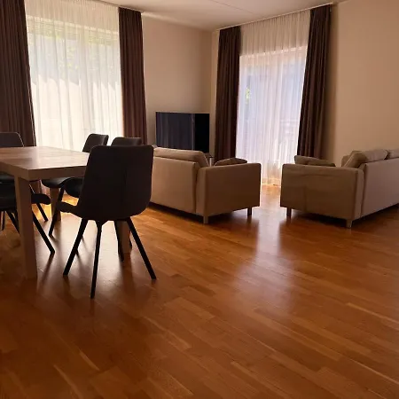 Family With Sauna I Free Private Parking Lejlighed *